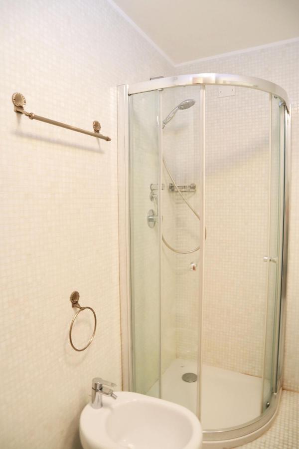 Brera Milan Style House Apartment ภายนอก รูปภาพ